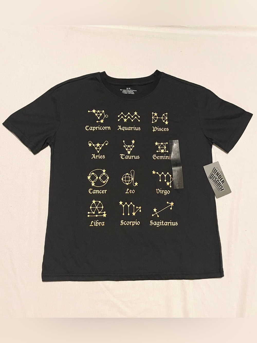 Under Disguise Astrology Zodiac Signs Constellation Graphic Tee Shirt Small